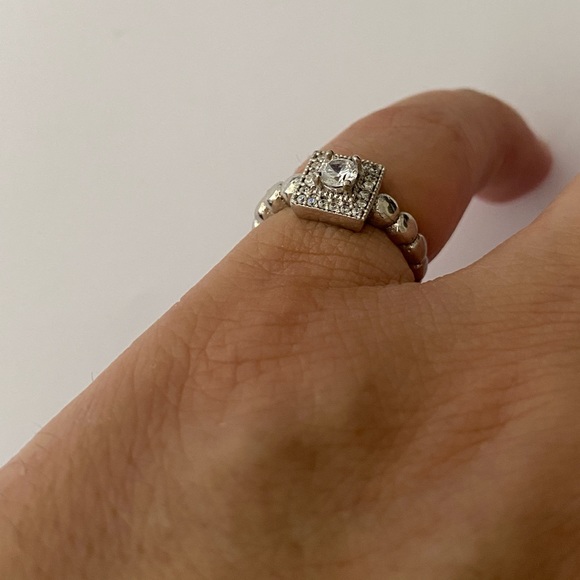 925 Sterling silver size adjustable cz square ring - Picture 6 of 6